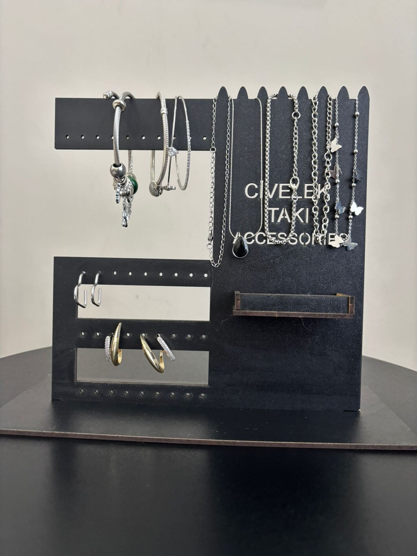 Masa Üstü Takılık Organizer Takılık Düzenleyici