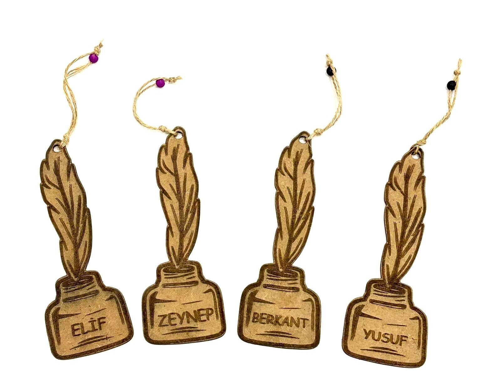 İsme Özel Hediyelik Ahşap Kuş Tüğü Baskılı Kitap Ayracı